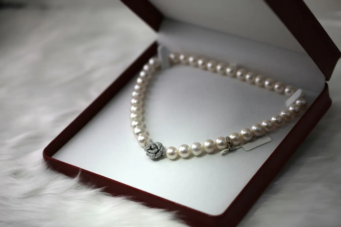 Pearl necklace in a presentation box